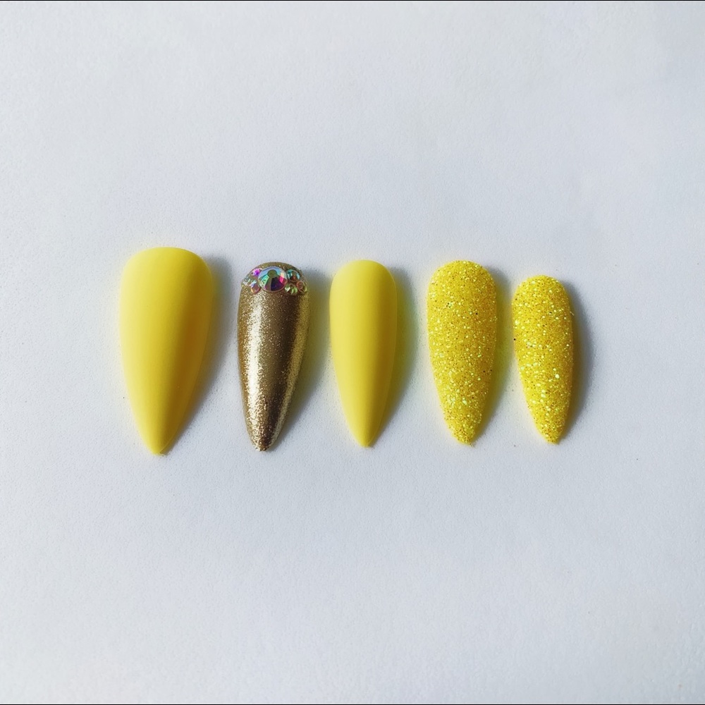 “Lemonade” Press On Nails